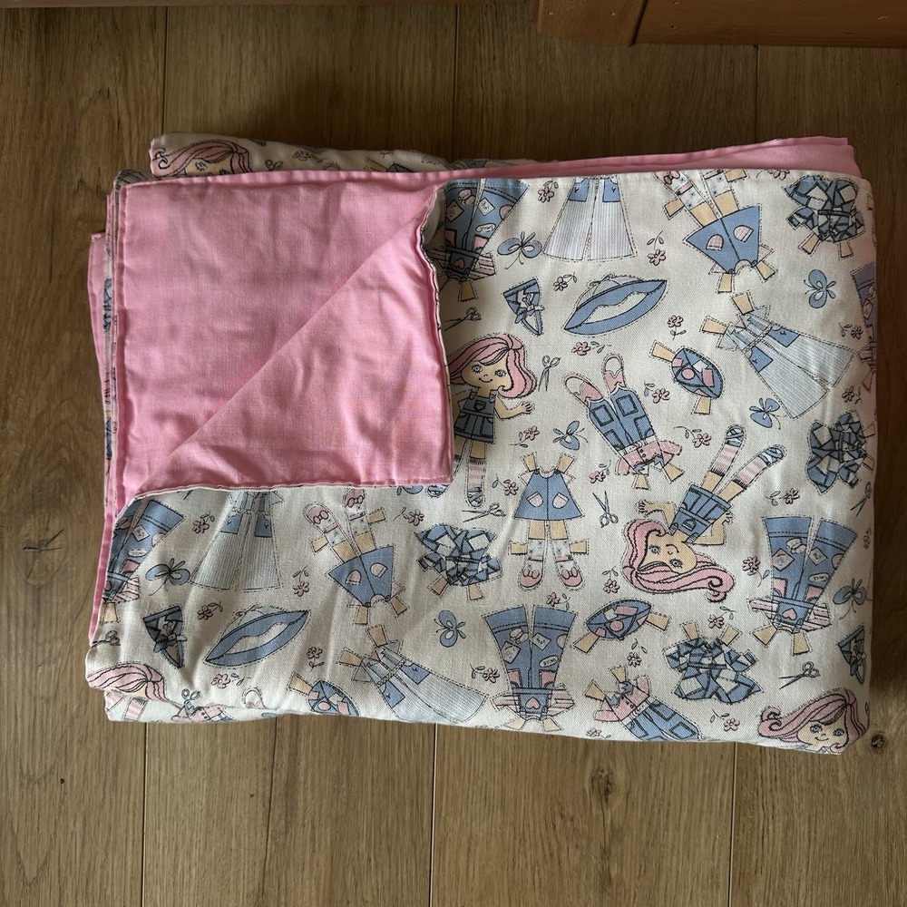 VTG Paper Doll Fabric Girl Baby Blanket Quilt Blue Pink‎ 1970's 49x36 Kitschy